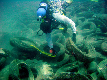 El fallido arrecife de neumáticos de Fort Lauderdale
