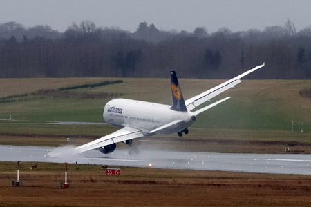 Aterrizaje de Airbus A320 con viento cruzado en Hamburgo, Alemania