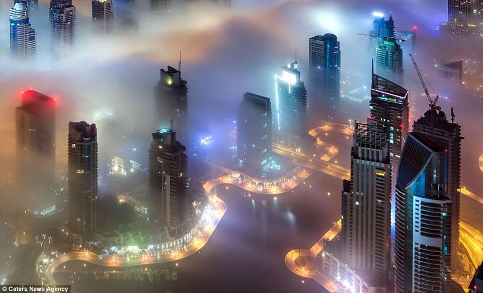 Niebla en Dubai 2