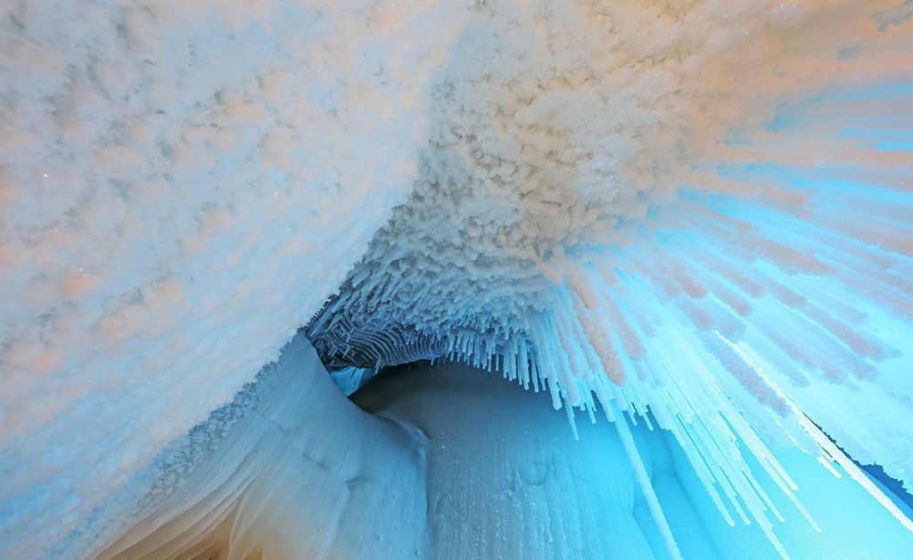 La cueva de hielo 4