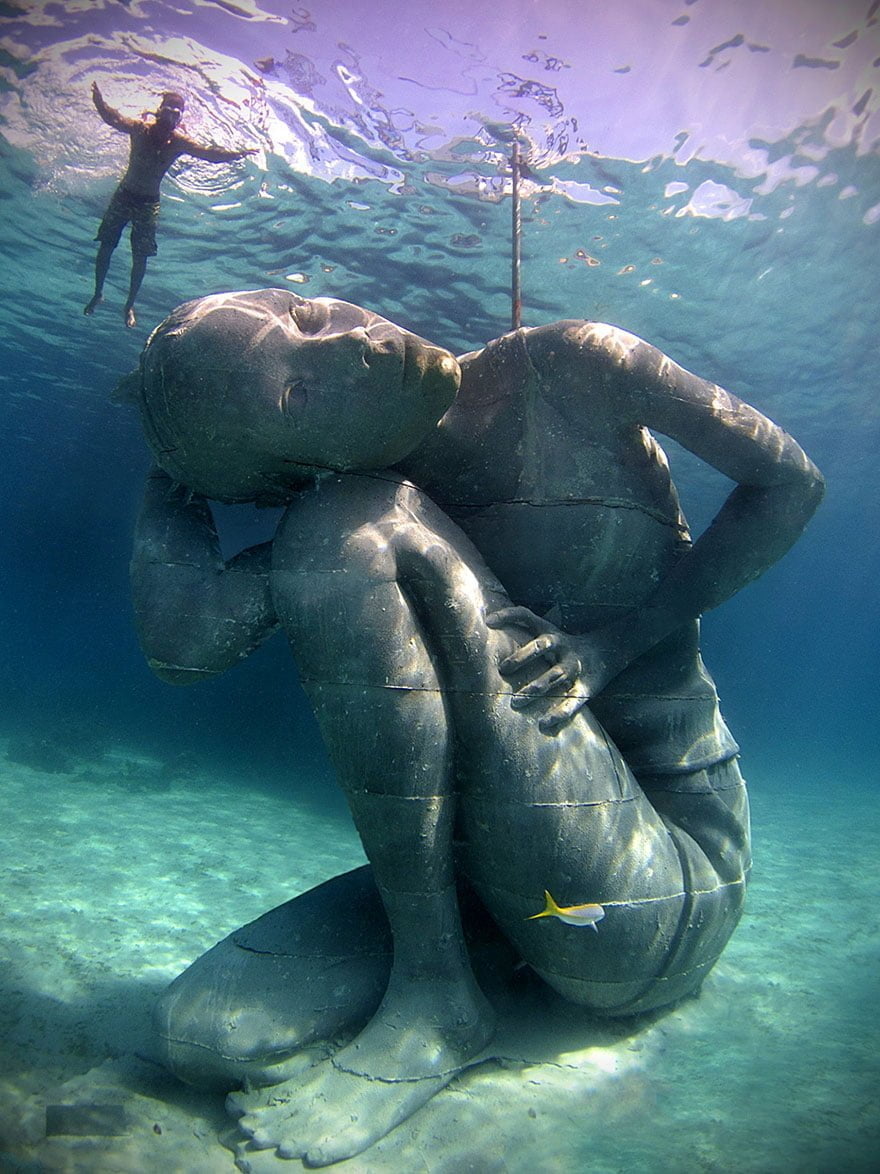 estatua-submarina-bahamas-atlas-oceano-6