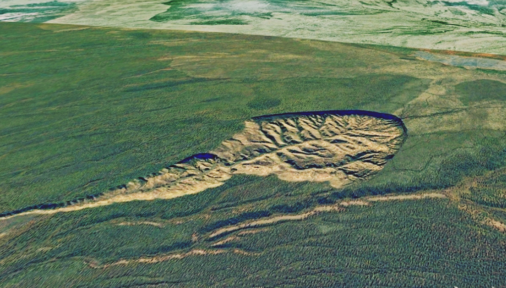Батагайка. Кратер Батагайка. Кратер Батагайка Якутия. Батагайский кратер в Якутии. Батагайский термокарстовый кратер.